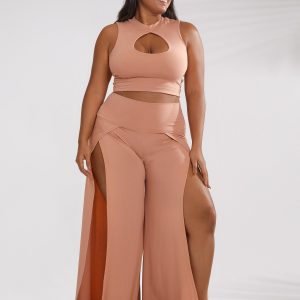 FRENCHROSE-SSSekhmetTop_CleopatraPant-XL_4_WEB_f49f0b29-08b9-4de5-8b68-360f0ae0b28c